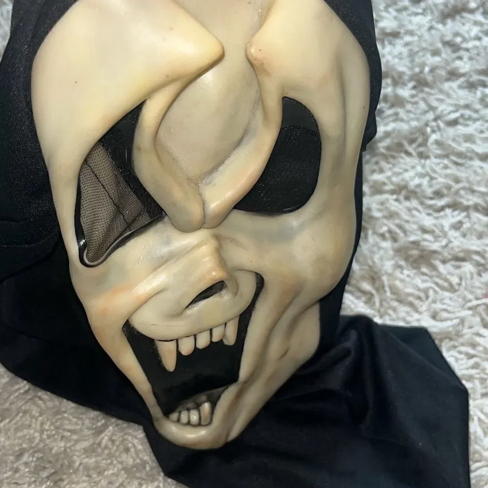 Vintage Fearsome Faces Ghostface FANG Scream Mask Easter Unlimited